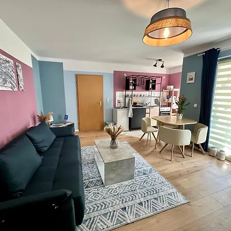 Barrierefrei, Zentral Und Hunde Willkommen Hohe Gaeste *